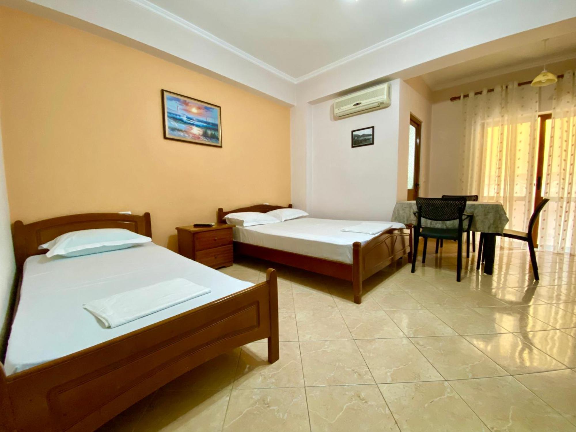 Hotel Metali Saranda Oda fotoğraf